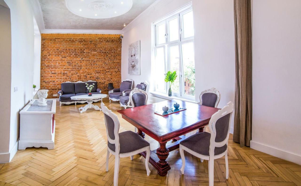 Old Town - Green Apple Apartment Wroclaw Exterior photo